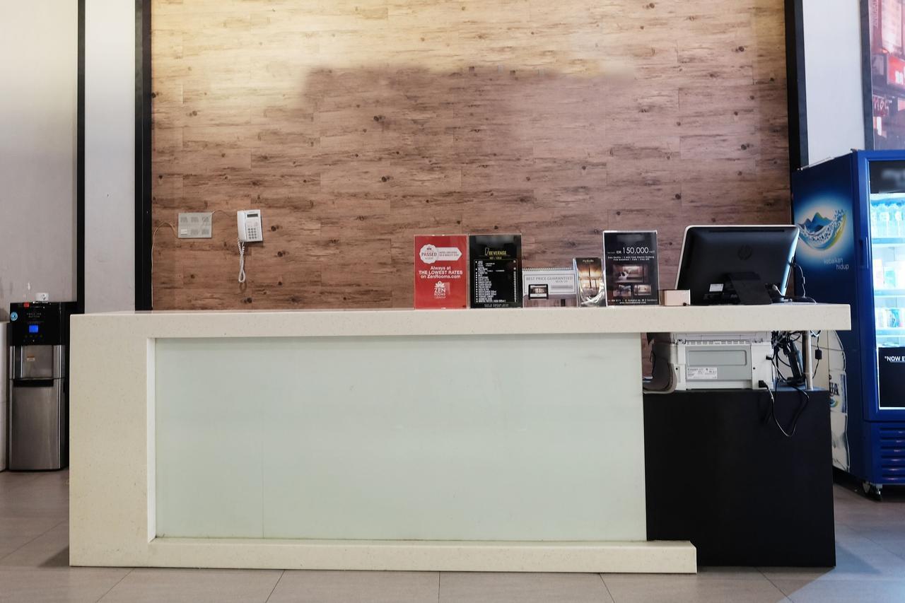 Hostel Juanda Airport Gedangan Zewnętrze zdjęcie